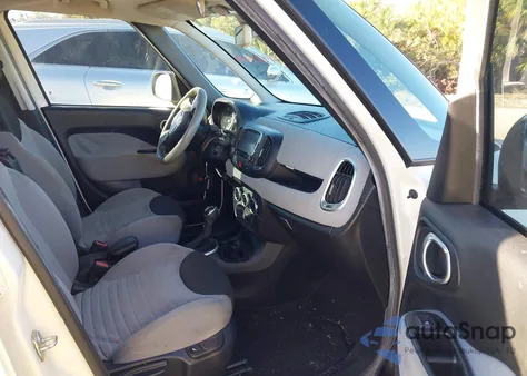 2014 Fiat 500L Easy z USA, uszkodzony, nr VIN ZFBCFABH2EZ001922